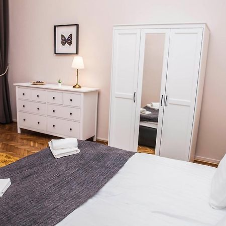 Fullmoon Apartments 1 세게드 외부 사진